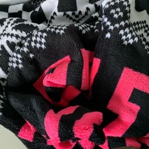 pink throw blanket